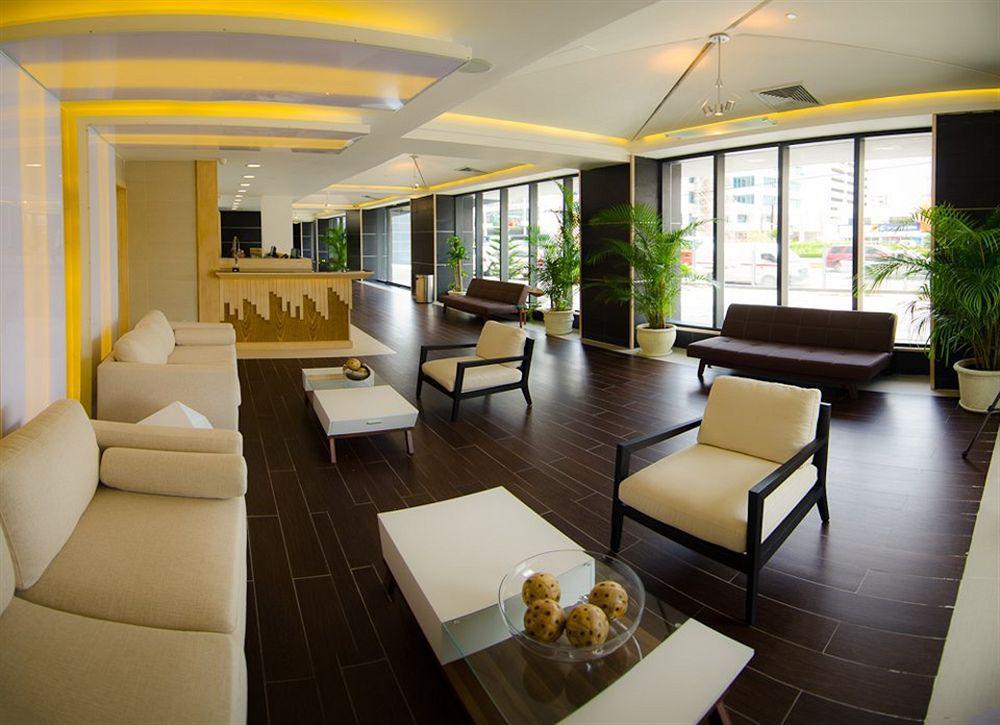 Weston Suites Hotel Santo Domingo Esterno foto