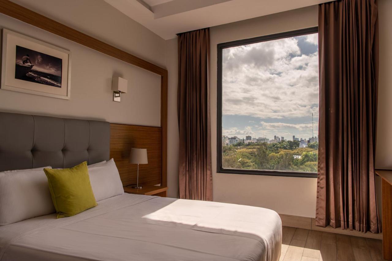 Weston Suites Hotel Santo Domingo Esterno foto