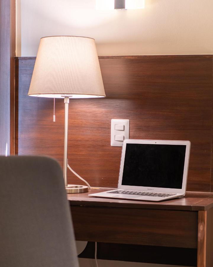 Weston Suites Hotel Santo Domingo Esterno foto